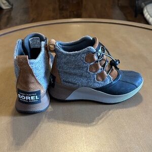 Sorel Kids' Black and Brown Boots